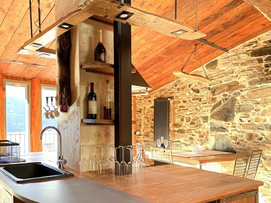 Romantic Home Stone With Amazing View Lake Of Como And Oleandra Laglio Exteriér fotografie