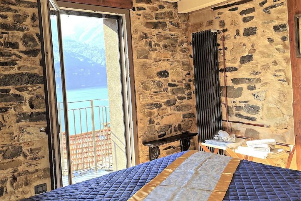 Romantic Home Stone With Amazing View Lake Of Como And Oleandra Laglio Exteriér fotografie